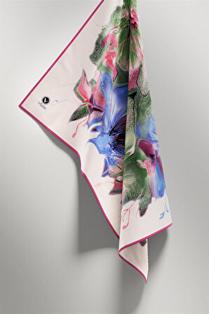 Twill Çiçek Desenli Pembe - Saks Renkli 90x90 Eşarp (İpek İçermez) Kenar Dikiş Şekli El Dikişli