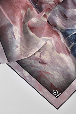 Twill Sulu Boyalı Çiçek Desenli Pudra Renkli 90x90 Eşarp (İpek İçermez) Kenar Dikiş Şekli El Dikişli