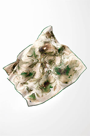 Twill Soyut Desenli Zümrüt Yeşili Renkli 90x90 Eşarp (İpek İçermez) Kenar Dikiş Şekli El Dikişli