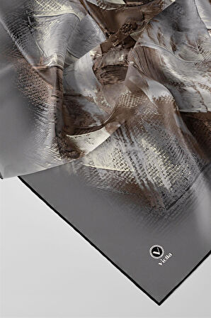 Twill Fırça Efektli Desenli Gri Renkli 90x90 Eşarp (İpek İçermez) Kenar Dikiş Şekli El Dikişli