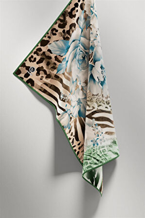 Twill Renkli Şerit Desenli Mint Yeşili - Bej Renkli 90x90 Eşarp (İpek İçermez) Kenar Dikiş Şekli El Dikişli