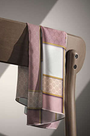 %100 Twill İpek Geometrik Desenli Bej - Pudra Renkli 90x90 Eşarp Dikim Şekli : El Dikişi