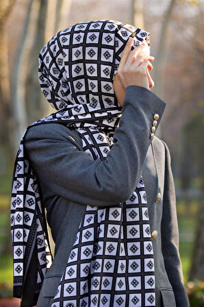 LÜKS MEDİNE İPEĞİ KARE DESENLİ SİYAH - GRİ RENKLİ 75X195 KIRIŞMAZ ŞAL MOSS KREP DİKİŞ TİPİ İTALYAN DİKİŞLİ