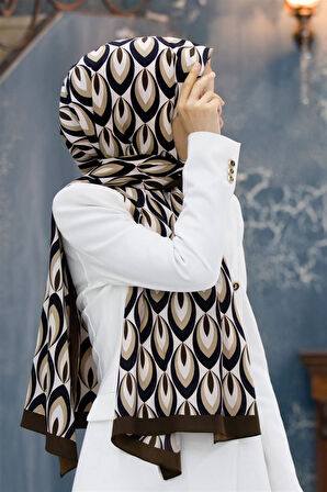 LÜKS MEDİNE İPEĞİ GEOMETRİK DESENLİ KAHVERENGİ RENKLİ 75X195 KIRIŞMAZ ŞAL MOSS KREP DİKİŞ TİPİ İTALYAN DİKİŞLİ