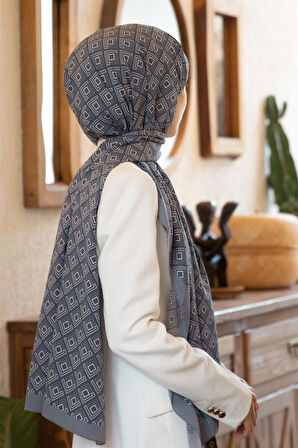 LÜKS MEDİNE İPEĞİ MİNİ MOTİF DESENLİ GRİ RENKLİ 75X195 KIRIŞMAZ ŞAL MOSS KREP DİKİŞ TİPİ İTALYAN DİKİŞLİ