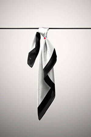 A50 Kadın Kare Kalp Desenli Bandana 50x50 DG0268-22