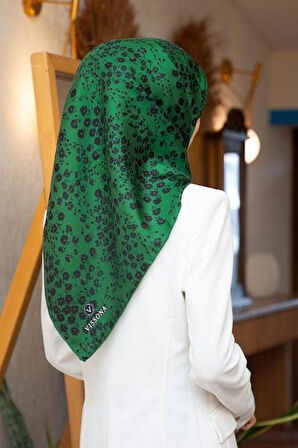 Vissona Tivil İpek Eşarp 60911 - 17 - 0036 - 0001 Yeşil Çiçek Desen