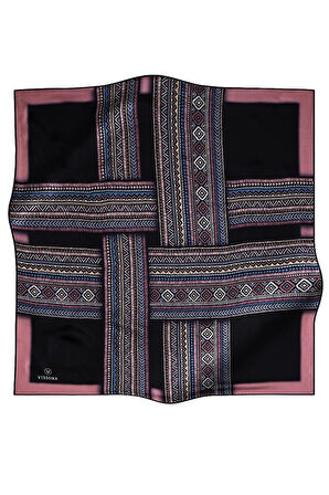 % 57 İPEK % 43 VİSKON Twill İpek Etnik Desenli Gül Kurusu - Siyah Renkli 90x90 Eşarp Dikim Şekli : El Dikişi