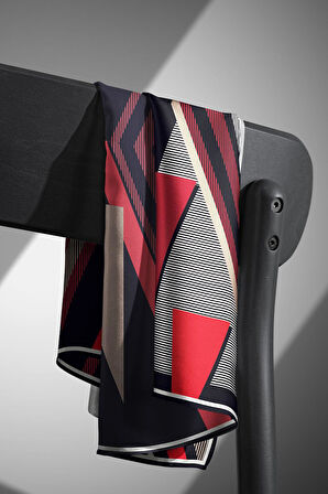 % 57 İPEK % 43 VİSKON Twill İpek Geometrik Desenli Bordo - Siyah Renkli 90x90 Eşarp Dikim Şekli : El Dikişi