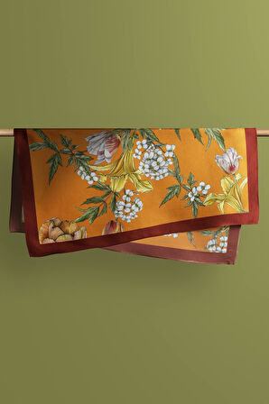 Kadın Çiçek Desenli Bandana 50x50 Turuncu Sarı Beyaz DG0477-22 Snz