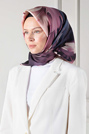 %100 Twill İpek Yaprak Desenli Pudra - Lacivert Renkli 90x90 Eşarp Dikim Şekli : El Dikişi