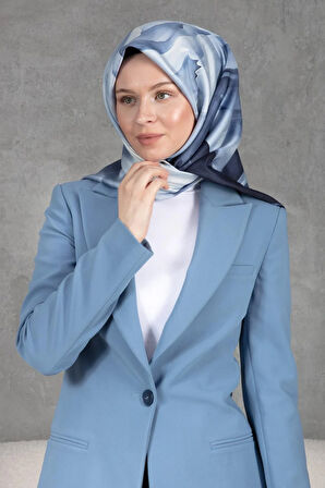 %100 Twill İpek Yaprak Desenli İndigo Renkli 90x90 Eşarp Dikim Şekli : El Dikişi