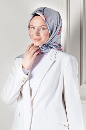 %100 Twill İpek Suluboya Çiçek Desenli Gri - Pudra Renkli 90x90 Eşarp Dikim Şekli : El Dikişi