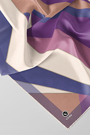 Twill Geometrik Desenli İndigo - Saks Renkli 90x90 Eşarp (İpek İçermez) Dikim Şekli : El Dikişi