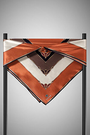 % 57 İPEK % 43 VİSKON Twill İpek Puantiyeli Ve Geometrik Desenli Taba - Vizon Renkli 90x90 Eşarp Dikim Şekli : El Dikişi