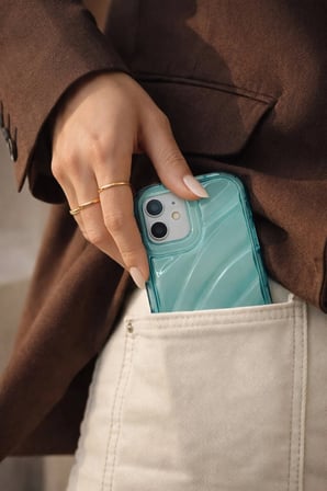 iPhone 12 Pro Uyumlu Telefon Kılıfı Kamera Çıkıntılı Kabartmalı Parlak Desenli Darbe Emici Silikon Kılıf