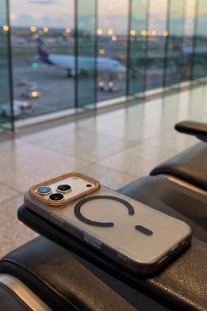 iPhone 17 Pro Max Uyumlu Magsafe Wireless Şarj Özellikli Mat Sert Arka Kapak Kılıf