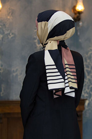 LÜKS MEDİNE İPEĞİ GEOMETRİK DESENLİ PUDRA RENKLİ 75X195 KIRIŞMAZ ŞAL MOSS KREP DİKİŞ TİPİ İTALYAN DİKİŞLİ