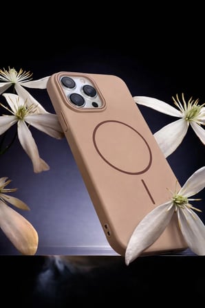 iPhone 14 Pro Max Uyumlu Kamera Çıkıntılı Magsafe Wireless Şarj Özellikli Sert Sararmaz Silikon Kılıf