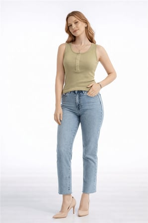 Fashion Friends Pamuklu Slim Fit Çıtçıt Detaylı Yuvarlak Yaka Atlet Bayan ATLET 26Y0059K1 HAKİ