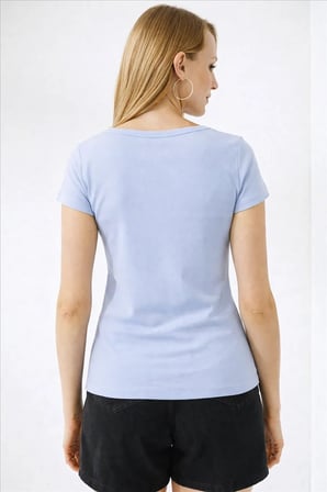 Fashion Friends Yakası Düğme Detaylı Kadın T-Shirt 26Y0191K1
