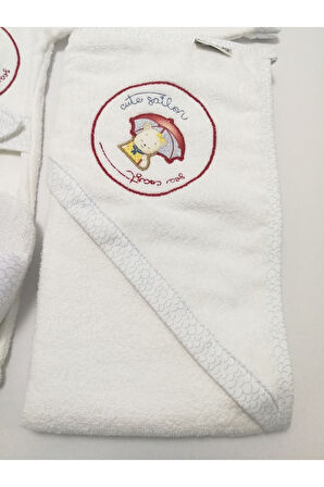 30020 Kırmızı Şemsiyeli Bornoz Seti