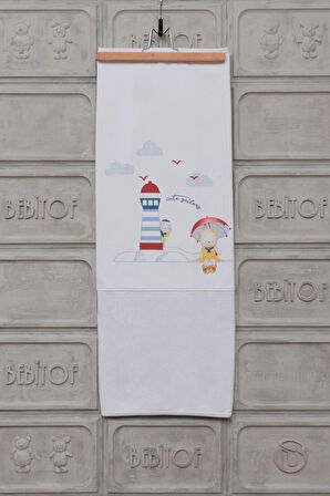 Bebek Beyaz Kırmızı Şemsiyeli Battaniye