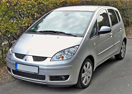 OMSA Mitsubishi Colt Krom Ön Panjur 24 Parça 2005-2008 Arası