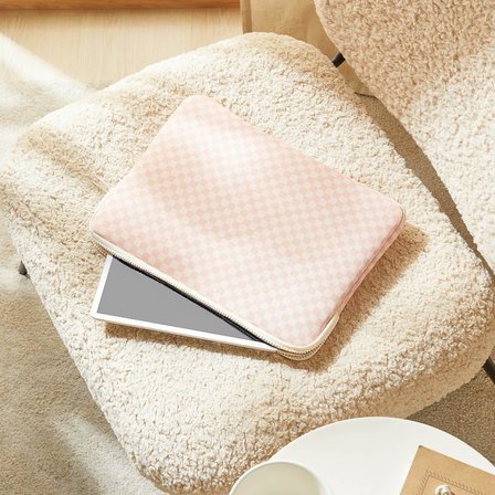 Ocean Home Textile Su İtici Leke Tutmaz Pembe Dama Desen Tablet Taşıma Çantası / Kılıfı 32.5 x 24 x 2 cm