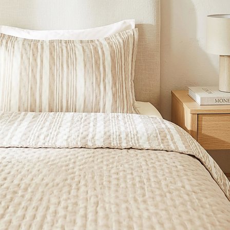 Ocean Home Textile Pamuklu Kapitoneli Bej Renk Çizgi Desen Tek Kişilik Yatak Örtüsü Seti 1 Adet 180 x 230 / 1 Adet 50 x 70 cm