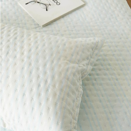 Ocean Home Textile Pamuklu Kapitoneli Açık Mavi Renk Çizgi Desen Tek Kişilik Yatak Örtüsü Seti 1 Adet 180 x 230 / 1 Adet 50 x 70 cm