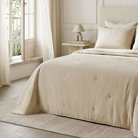 Ocean Home Textile Nakışlı Bej Çift Kişilik Yatak Örtüsü Seti 1 Adet 250 x 230 / 2 Adet 50 x 70 cm