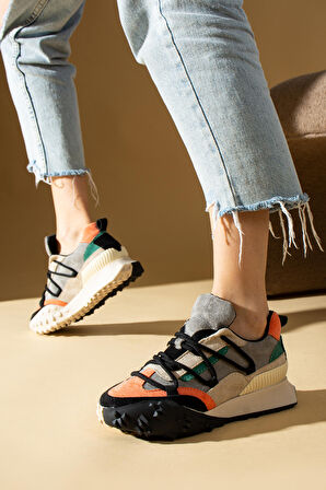 Yeni Sezon Kalın Taban Bağcıklı Moda Kadın Sneakers 36-144-23