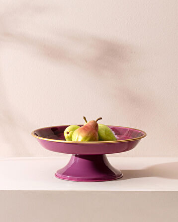 Madame Coco Nicole Kase