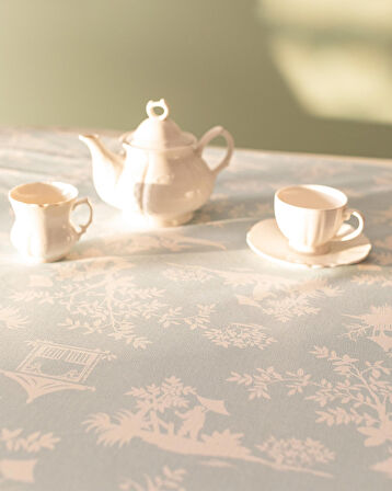 Madame Coco Bukuria Pvc Masa Örtüsü - Açık Mavi - 140x140 cm