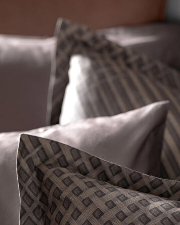 Madame Coco Alcon King Size Baskılı - 300TC Saten Nevresim Takımı