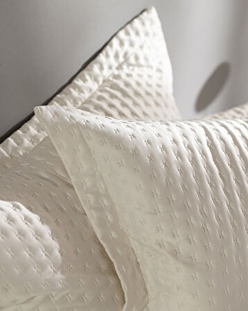 Arles Çift Kişilik Saten Yatak Örtüsü - Ekru