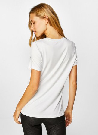 Faik Sönmez V Yaka Standart Kalıp Düz Beyaz Kadın T-Shirt