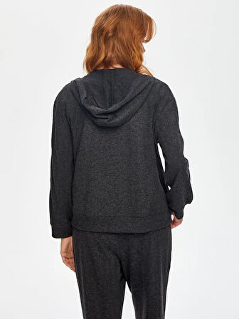 Zincir Şerit Detaylı Simli Yumuşak Dokulu Eşofman Üst 69277