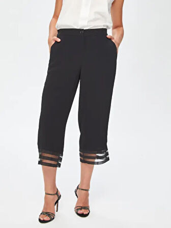 Paçası Dantel Detaylı Kendinden Dokulu Wide Leg Fit Caprı 69169