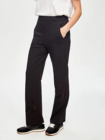 Delik İşi Nakış Detaylı Eşofman Alt 69253