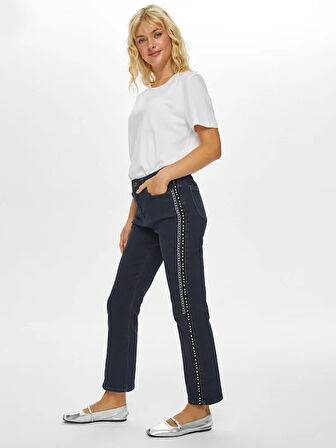 Yanı Şerit Detaylı Slım Fit Jean Pantolon 69356