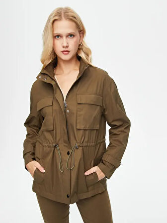 Beli Tünelli Kapüşonlu Kısa Trençkot 69525