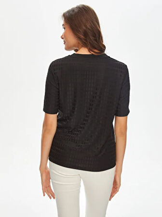 Kendinden Dokulu V Yaka TShirt 69589