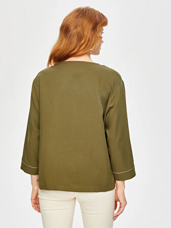 Relax Metal Aksesuarlı V Yaka Liyoselli Bluz 69777