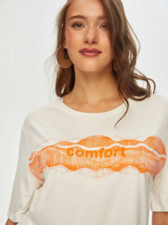 Relax Önü Comfort Baskılı Yuvarlak Yaka T-Shirt 69778