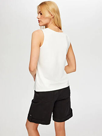 Yakası Zincir Şerit Detaylı Atlet B00024-3