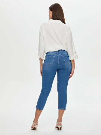 Paçası Ağaç Nakışlı Slim Fit Jean Caprı S25JCP001