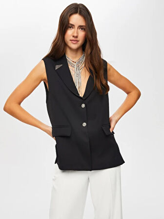 Yakası Zincir Aksesuarlı Yırtmaçlı Dokuma Yelek 002