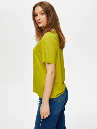 V Yaka Kısa Kollu T-Shirt S25TSH004